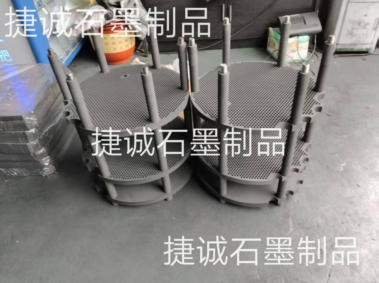 硬質(zhì)合金石墨盤，石墨盤，刀具燒結(jié)石墨盤，石墨盤加工，銅管燒結(jié)石墨盤，燒結(jié)石墨盤，石墨盤加工廠，石墨盤生產(chǎn)廠家